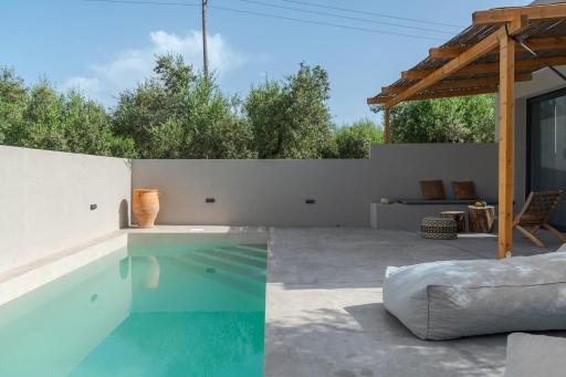 Beach Skylight Elia Suite Private Pool - Casa Kalitero - Housity