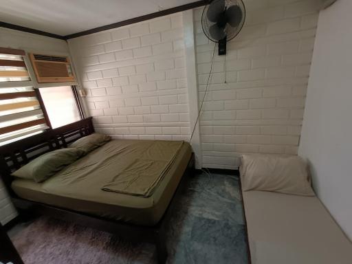 Acacia House - Housity