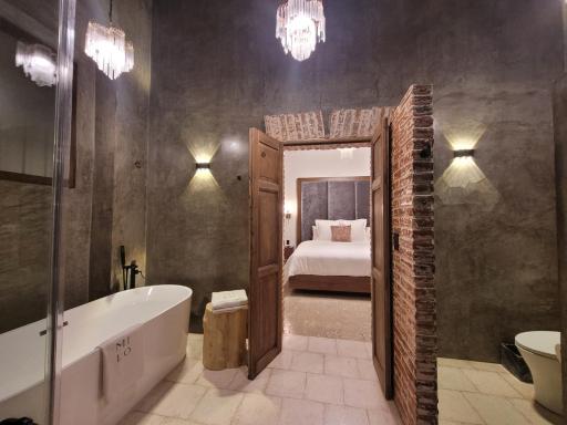 Milo Collection Hotel - Housity