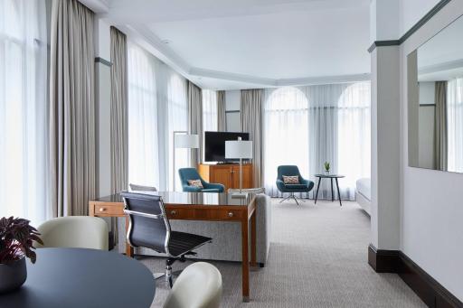 Leeds Marriott Hotel - Housity