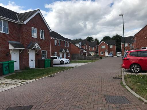 2 HOUSES, new builds, 3bedrooms in each, NOTTINGHAM - Housity