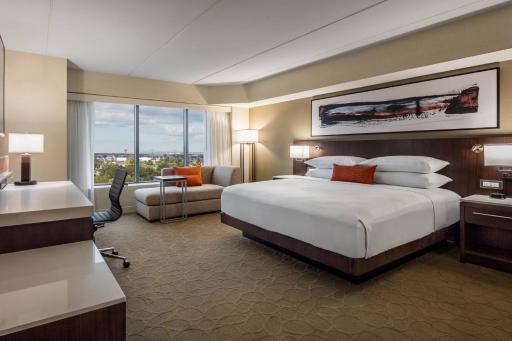 Delta Hotels by Marriott Philadelphia Airport - Housity