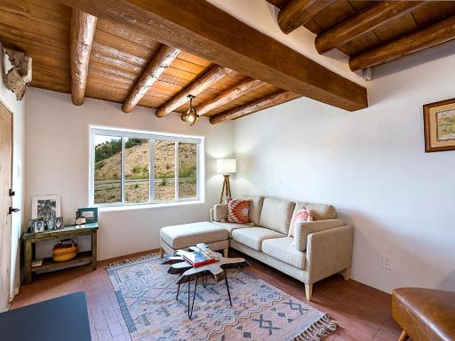 Casa Sarita, 3 Bedrooms, Patio, Ground Floor, Sleeps 8 - Housity