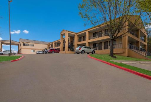 Quality Inn & Suites Round Rock - Housity