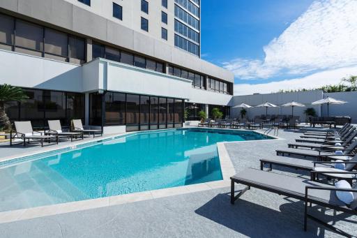 Baton Rouge Marriott - Housity