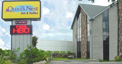 Quail's Nest Inn & Suites - Housity