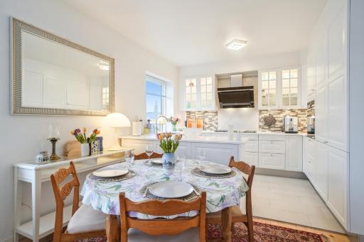 Delicius apartment near the Beach,Metro, Airport - Housity