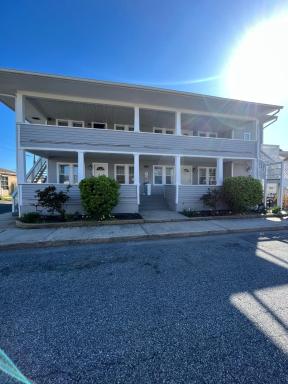 Crystal Sands Apartments - Housity