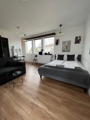 Studio apartment in Hafnarfjordur - Housity