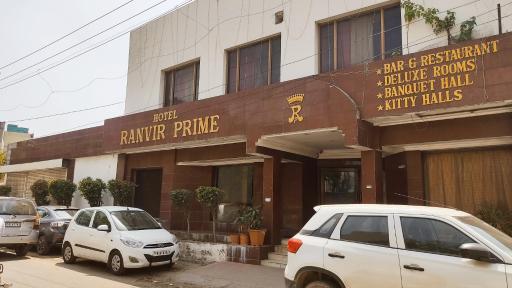 HOTEL RANVIR PRIME - Friends PVR Cinema Street - Couples,Family, Corporate Favorite - Housity