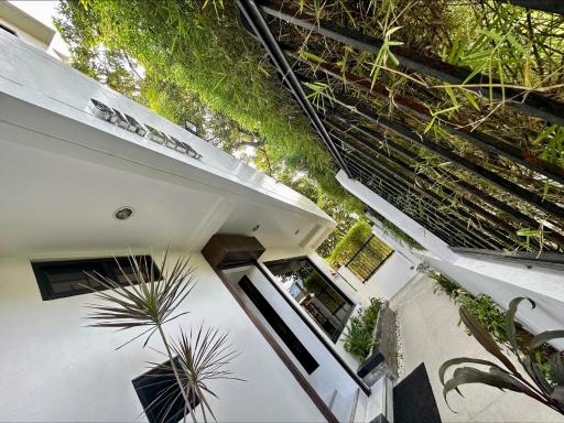 GIA's Place - Housity
