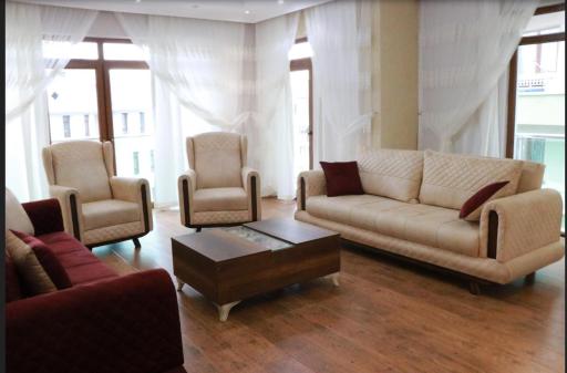 Akar - Housity