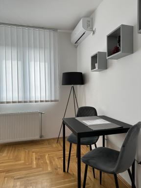 Aura Apartment - Housity