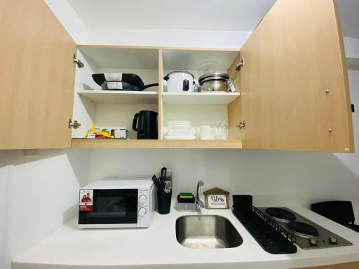 JC Staycation Manila - Housity