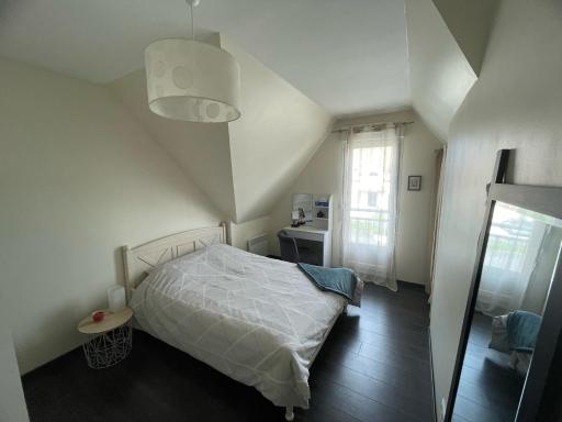 Aux portes du Circuit - Housity