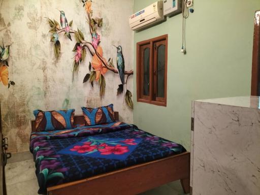 Hotel Bluemoon auraiya - Housity