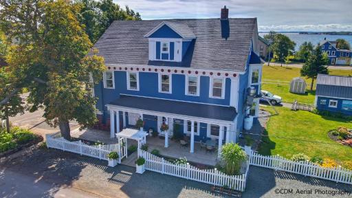 The Georgetown Inn - Housity
