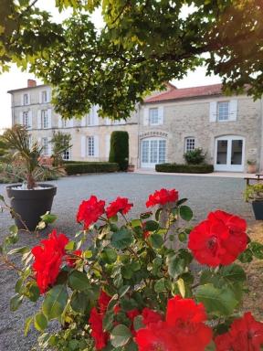Logis Domaine du Prieuré - Housity