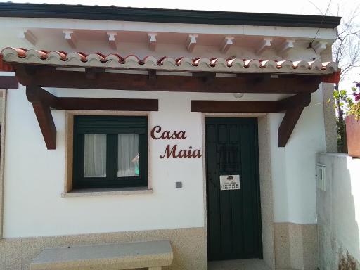 Hostel & Rooms Casa Maia - Housity