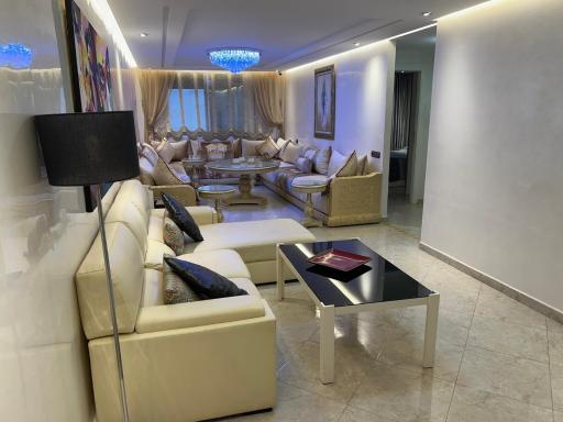 اقامة الاحلام - Housity