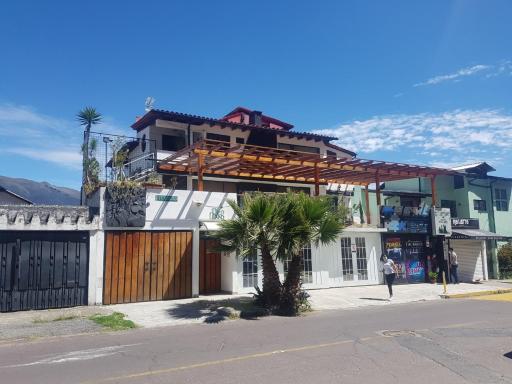 Bed and Breakfast La Uvilla - Housity