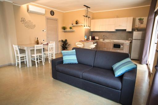 Vanda Luxury House near Gardaland and Garda Lake - Housity