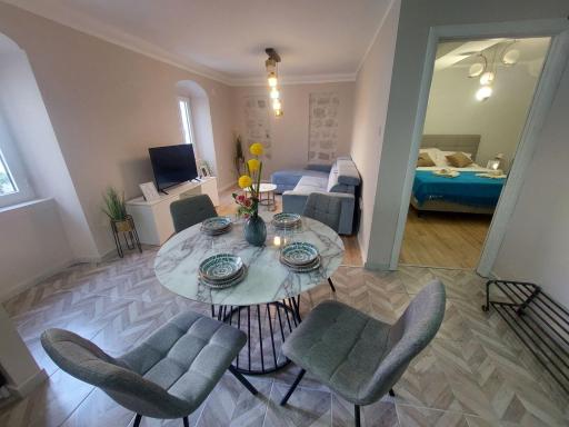 Apartments Jelena - Housity