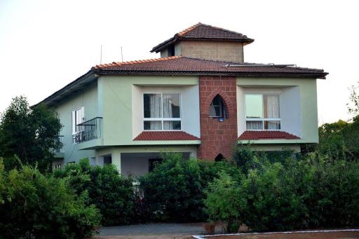 Palm Valley Bunglow - Housity