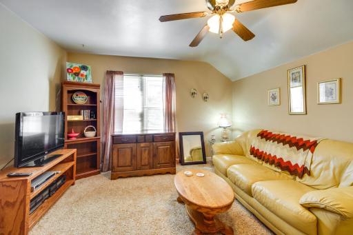 Rural Minnesota Apartment with Fire Pit - Housity
