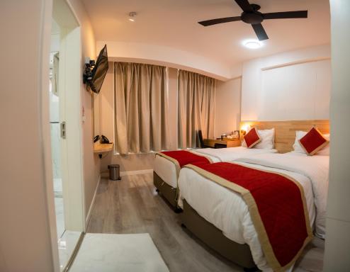 Tourist Inn Grand - Housity
