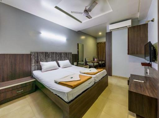 Hotel Panchganga Kolhapur-Near to Central Bus Stand - Housity
