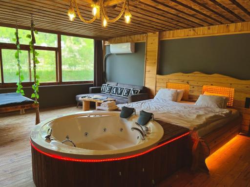Heaven Wooden Vip Bungalow - Housity