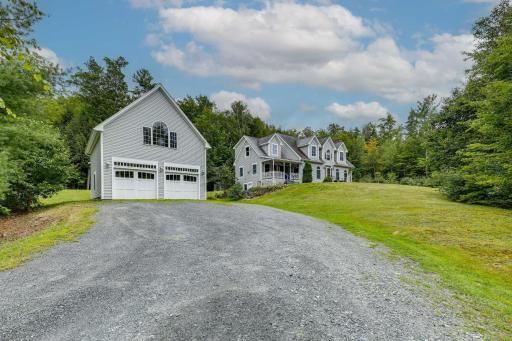 Meriden Village of Plainfield Home with Backyard - Housity