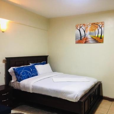 Emeli Suite 103 - Housity