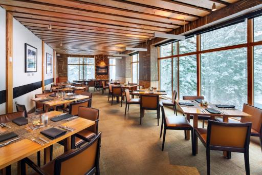 The Westin Monache Resort, Mammoth - Housity