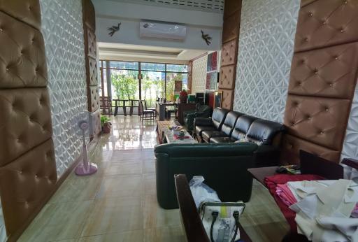 A Lanna Boutique House - Housity