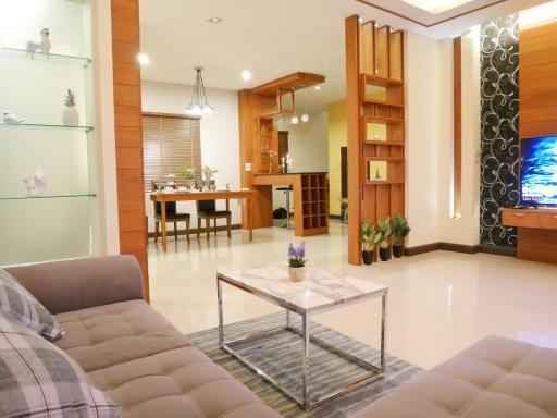#3Bed #4Bath Close to Unity School and Airport - Housity