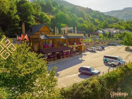 HotelRestaurant Gështenja - Housity