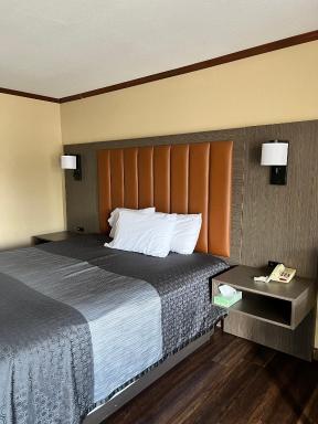 Highland Inn Las Vegas - Housity