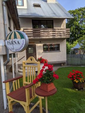 Pärna Guesthouse & Apartments - Housity