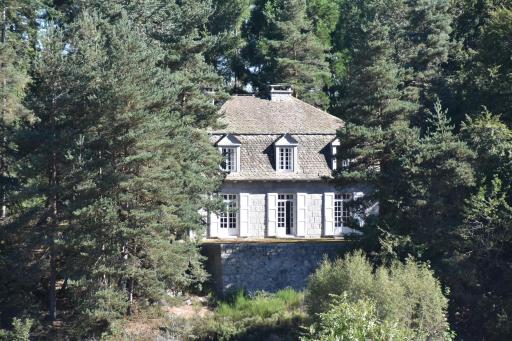 Au bord du lac - Housity