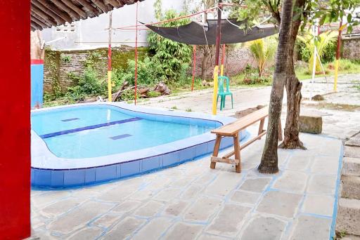 Urbanview Hotel Istana Bangun Jagad Indramayu by RedDoorz - Housity