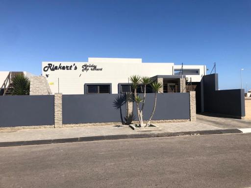 Riekert's Self-Catering Apartment - Housity