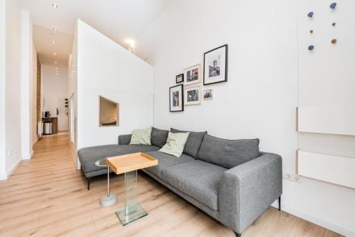 Stylish New Cube Loft II by Berlin-Wall-Apartments - Hizvo