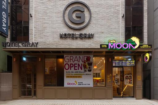 Hotel Gray - Housity
