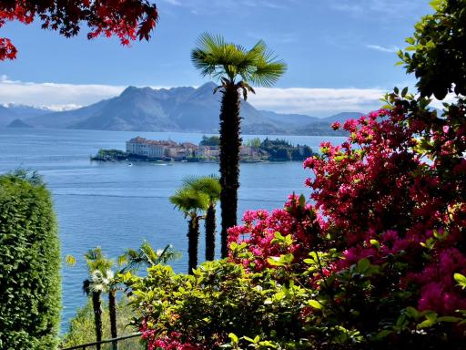 Appartamento vista Lago, giardino spiaggia a Stresa vista Isole Borromee e Golfo Borromeo - STRESAFLAT - Housity