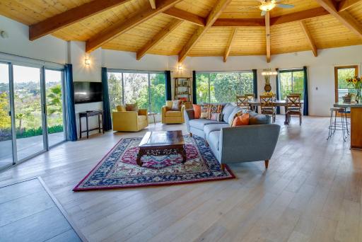 Fallbrook Home with Mountain Views Close to Hiking! - Housity