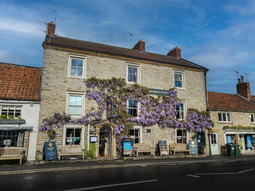 The Feathers Hotel, Helmsley, North Yorkshire - Housity