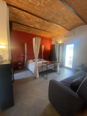 Bed&Wine - Housity