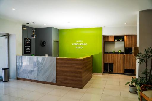 Hotel Arboledas Expo - Housity